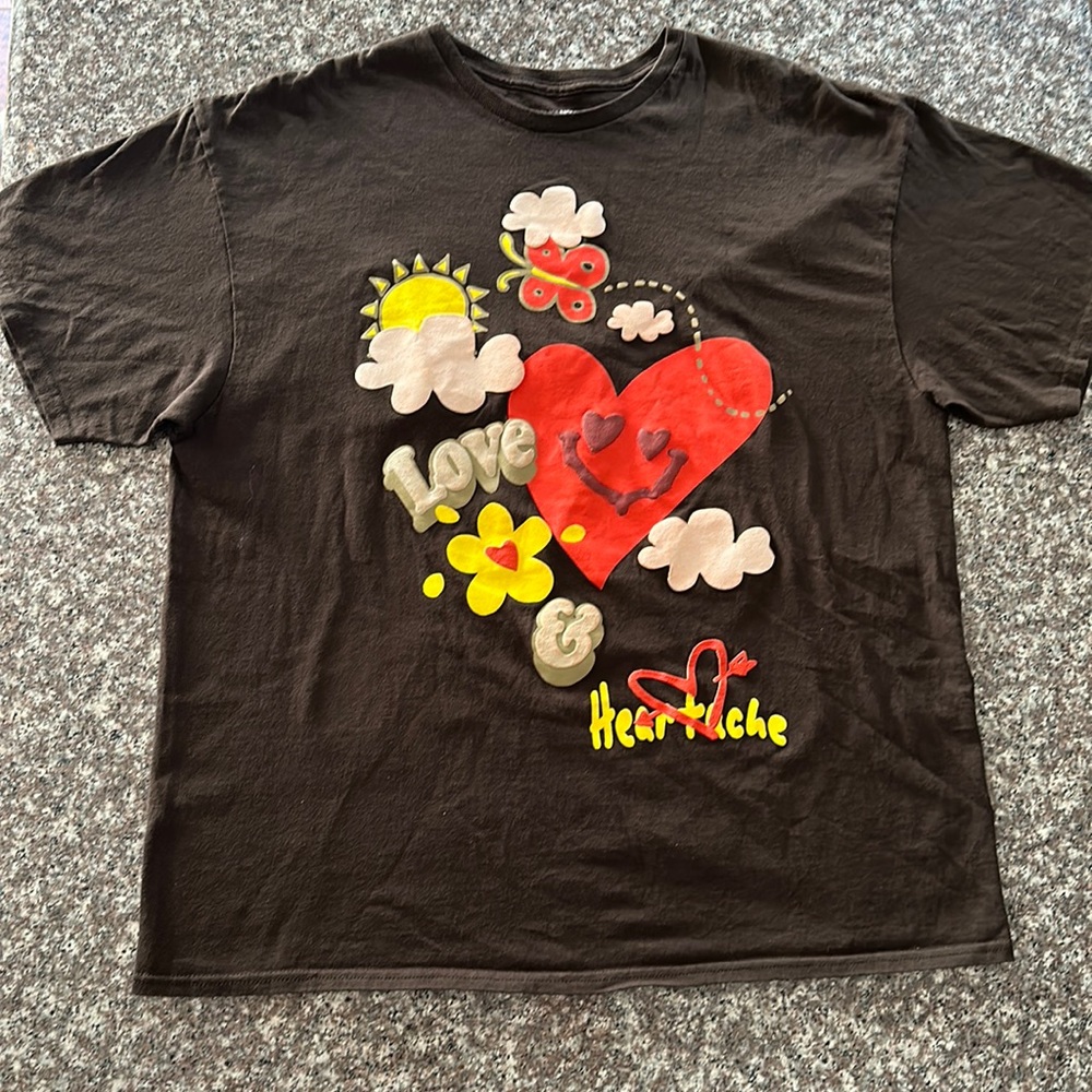 Brown puff print tee